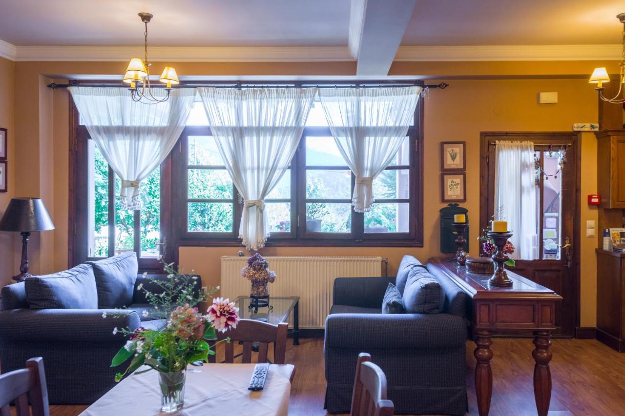 Villa Virginia Hotel Voutiron Esterno foto